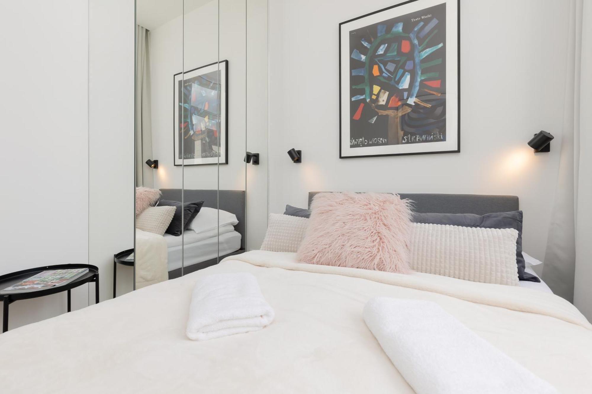 City Panorama Spacious Apartment By Renters Prestige Warschau Buitenkant foto